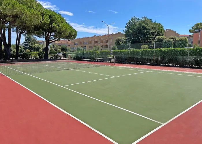 Apartment Comfy With Pool Access *